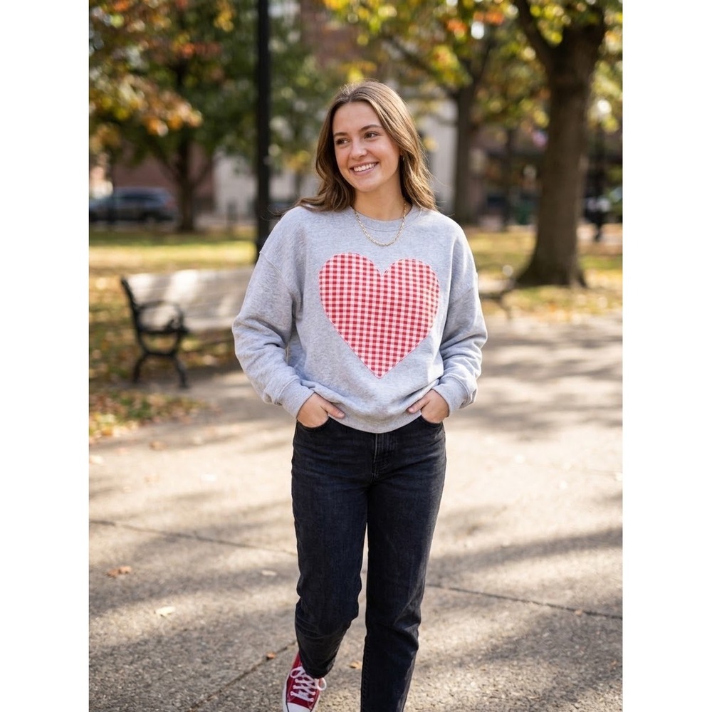 Grayson Threads Sweatshirt Women Large Gray Good Gingham Heart Patch Pullover